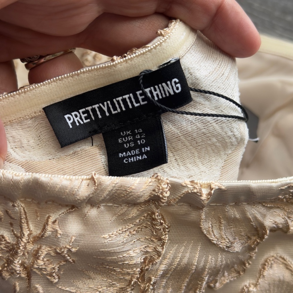 PrettyLittleThing Champagne Jaquared Bandeau Ruched Detail Hook & Eye Corset NWT - Picture 4 of 6